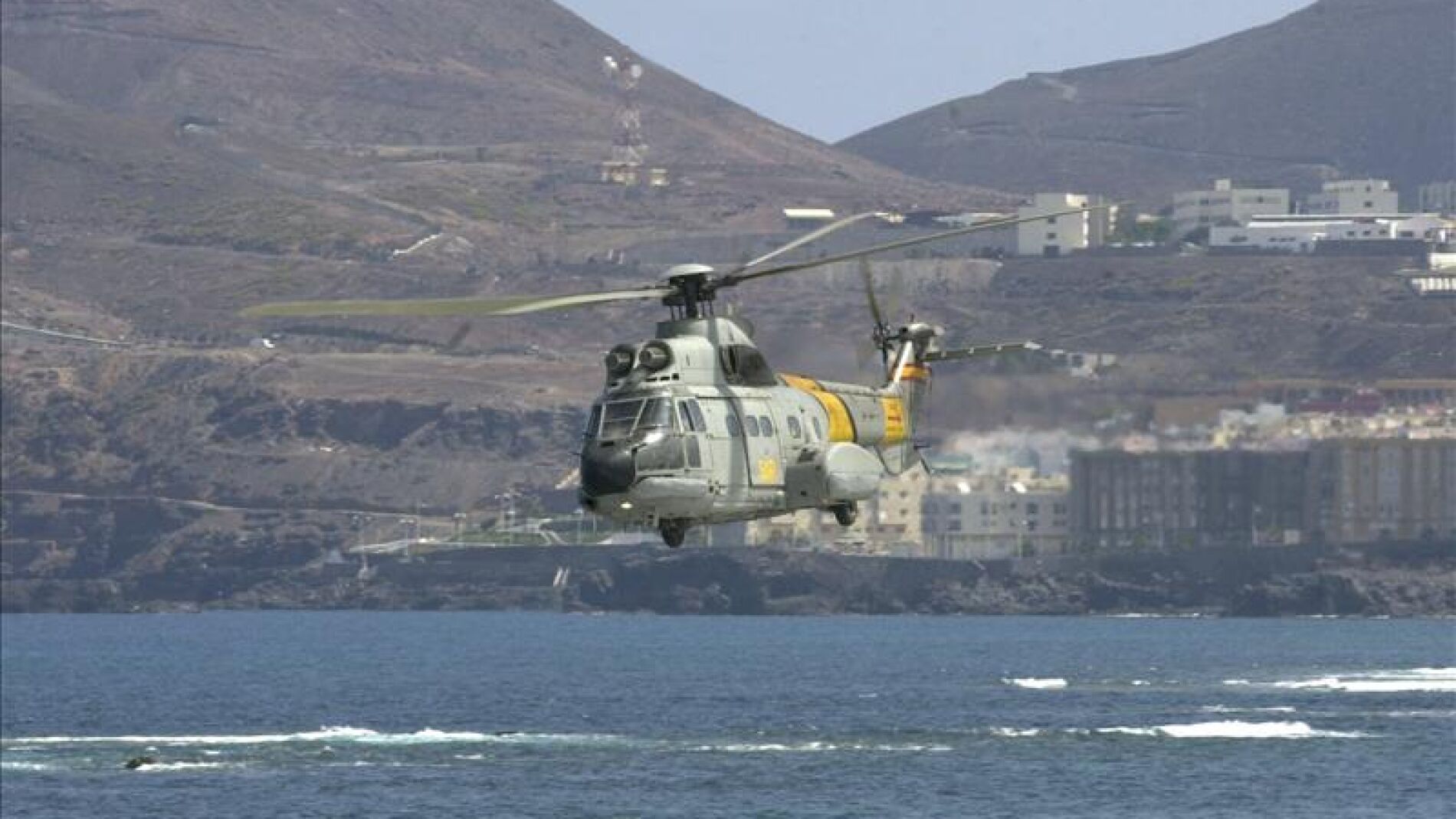 Un helic&oacute;ptero Superpuma