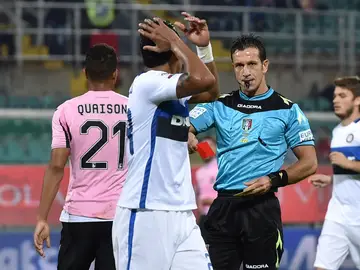 Jeison Murillo es expulsado frente al Palermo Jeison Murillo es expulsado frente al Palermo