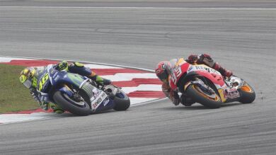 Pedrosa gana en Malasia y Lorenzo recorta distancias con Rossi, que tiró a Márquez