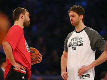 Marc y Pau Gasol, dos colosos frente a frente Marc y Pau Gasol, dos colosos frente a frente