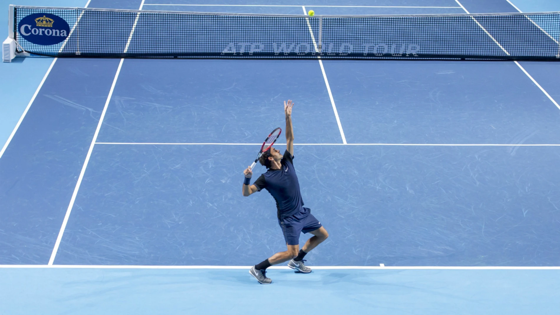 Federer, en su debut en Basilea Federer, en su debut en Basilea