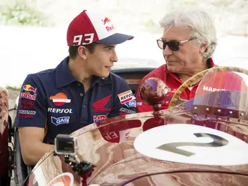 Ángel Nieto junto a Marc Márquez Ángel Nieto junto a Marc Márquez