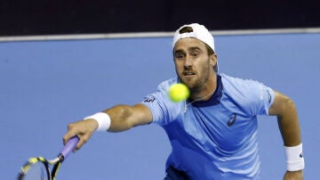 Steve Johnson ejecuta un resto ante García-López