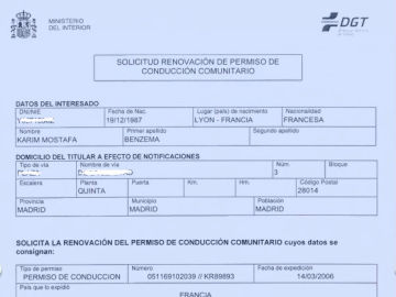 Dcoumento de renovación del carnet de conducir de Benzema