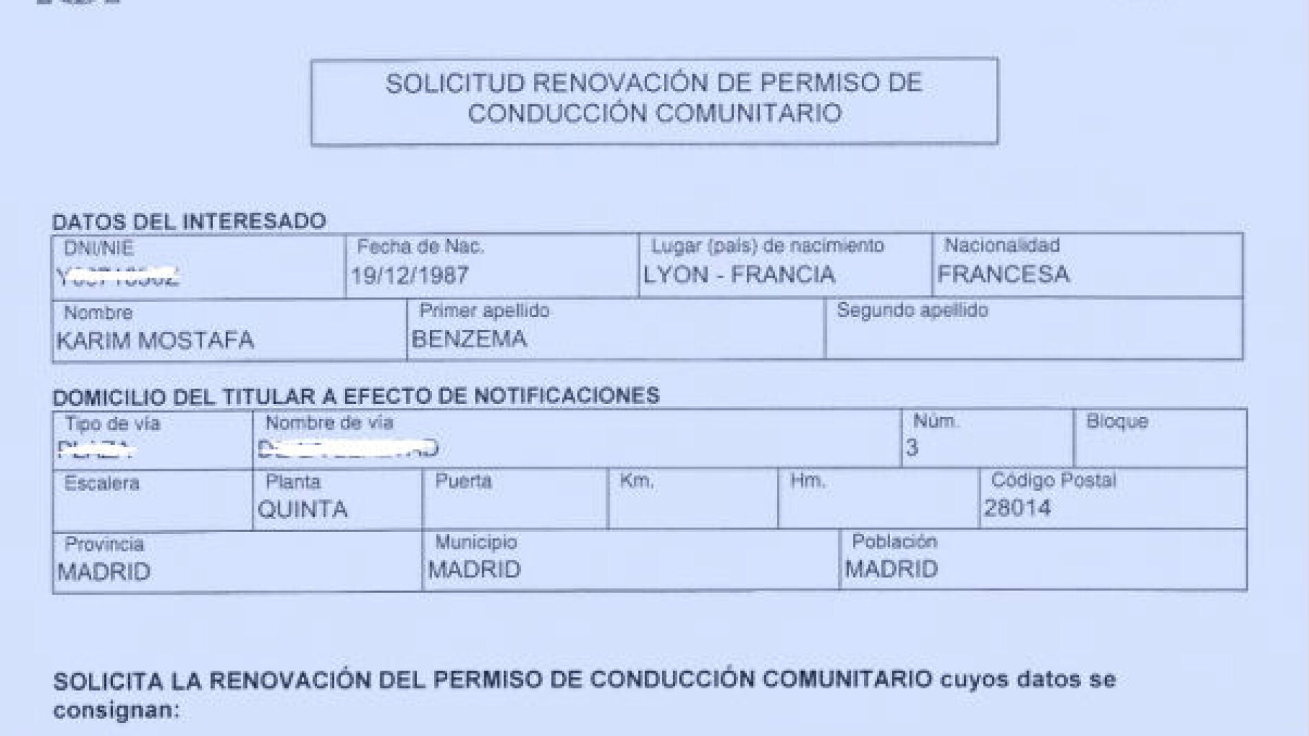Dcoumento de renovaci&oacute;n del carnet de conducir de Benzema