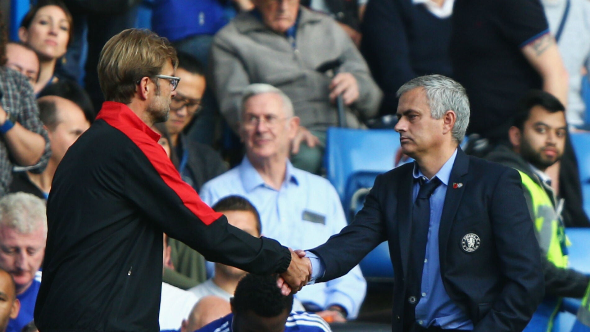 Jurgen Klopp saluda a Jos&eacute; Mourinho tras el partido