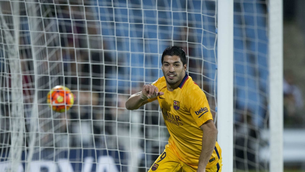 Luis Suárez celebra su gol contra el Getafe