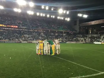 Los jugadores del Córdoba celebran el triunfo ante el Nástic Los jugadores del Córdoba celebran el triunfo ante el Nástic