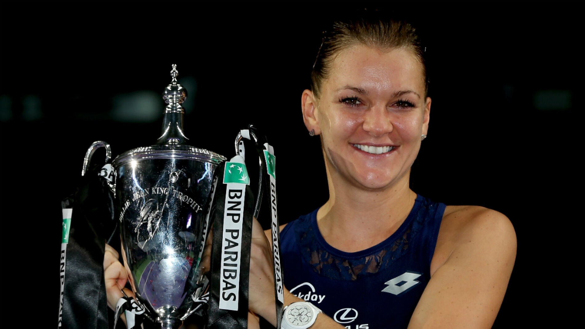 Radwanska celebra su victoria en el Masters de Singapur
