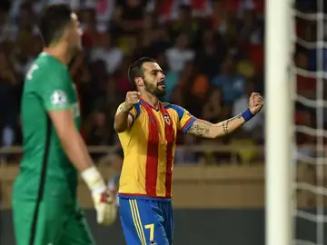 Álvaro Negredo, en un partido con el Valencia Álvaro Negredo, en un partido con el Valencia