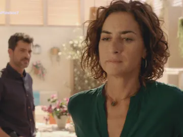 Marta y Héctor discuten Marta y Héctor discuten