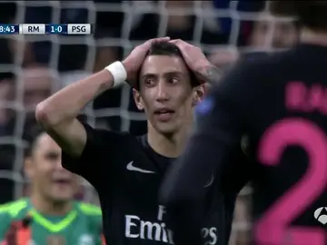 Di María, tras fallar la falta que habría supuesto el empate en el partido Di María, tras fallar la falta que habría supuesto el empate en el partido