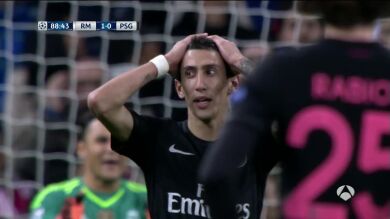 Di María tuvo el empate en una falta que se estrelló en el larguero