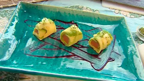 Rollitos de salmón con aguacate Rollitos de salmón con aguacate