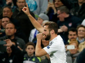 Nacho, celebrando su gol ante el PSG