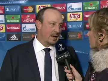 Rafa Benítez, con Susana Guasch tras el partido contra el PSG Rafa Benítez, con Susana Guasch tras el partido contra el PSG