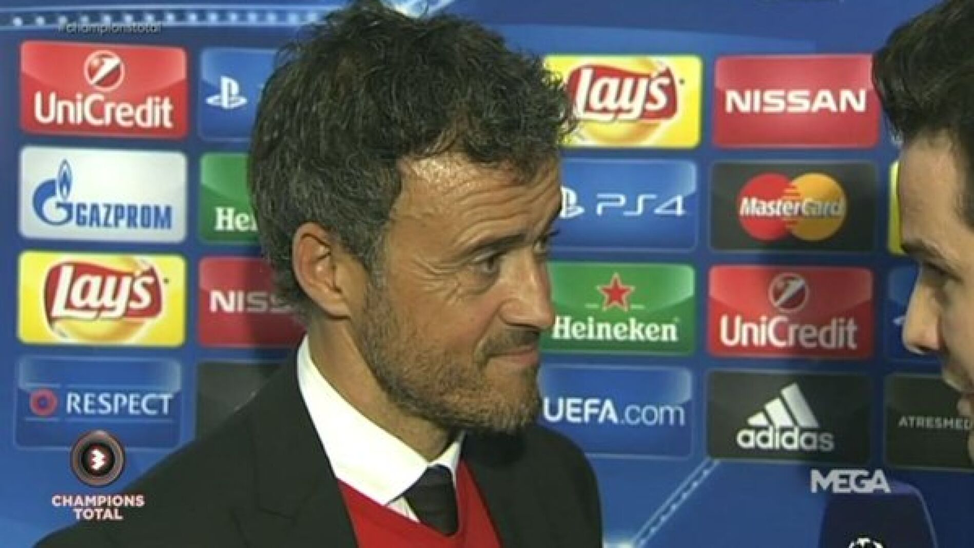 Luis Enrique atiende a Champions Total