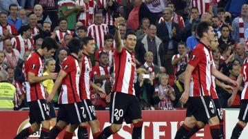 Los jugadores del Athletic celebran uno de los goles ante el Partizan