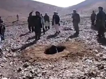 Rokhshana, la última mujer lapidada en Afganistán Rokhshana, la última mujer lapidada en Afganistán