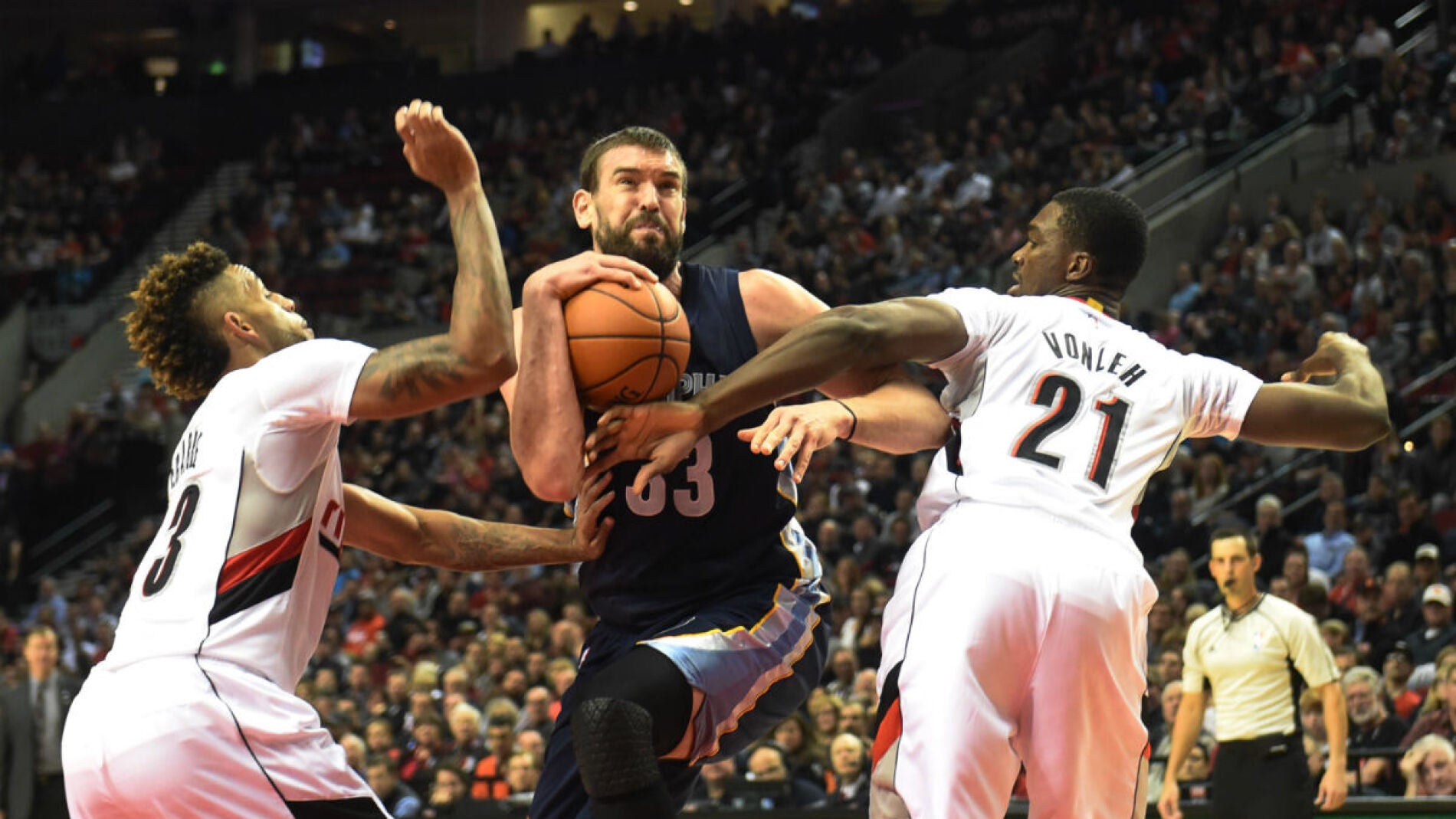 Marc Gasol, en acci&oacute;n ante Portland