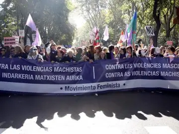 Pancarta de marcha del 7N contra la violencia de género Pancarta de marcha del 7N contra la violencia de género