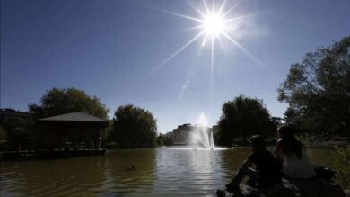 El fin de semana llega con lluvia en sudeste peninsular y ascenso térmico en casi todo el país