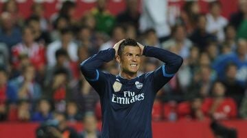 Cristiano Ronaldo, ante el Sevilla.