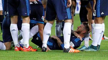 Sergio Ramos, lesionado del hombro en el partido frente al Sevilla