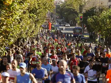 Corredores de la carrera popular Behobia-San Sebastián Corredores de la carrera popular Behobia-San Sebastián