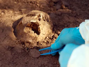 El cadáver de otra joven aparece en los terrenos de Juan Rueda El cadáver de otra joven aparece en los terrenos de Juan Rueda