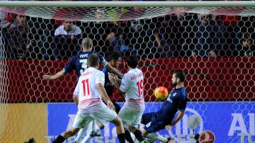 Banega anota el 2-1 ante el Real Madrid