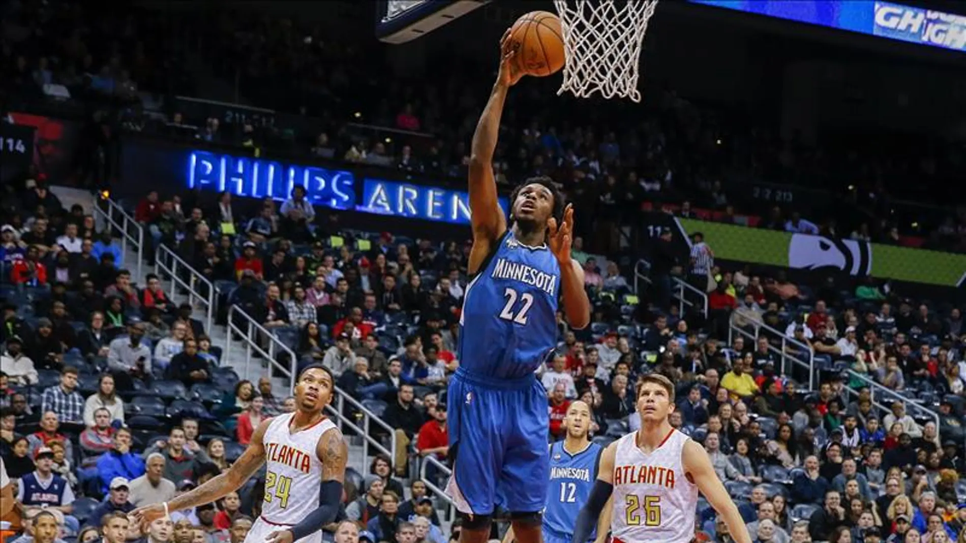 Andrew Wiggins anota en el partido ante los Hawks Andrew Wiggins anota en el partido ante los Hawks
