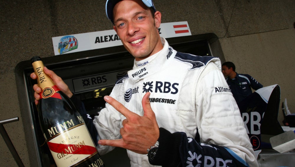 Alex Wurz celebra un podio con Williams