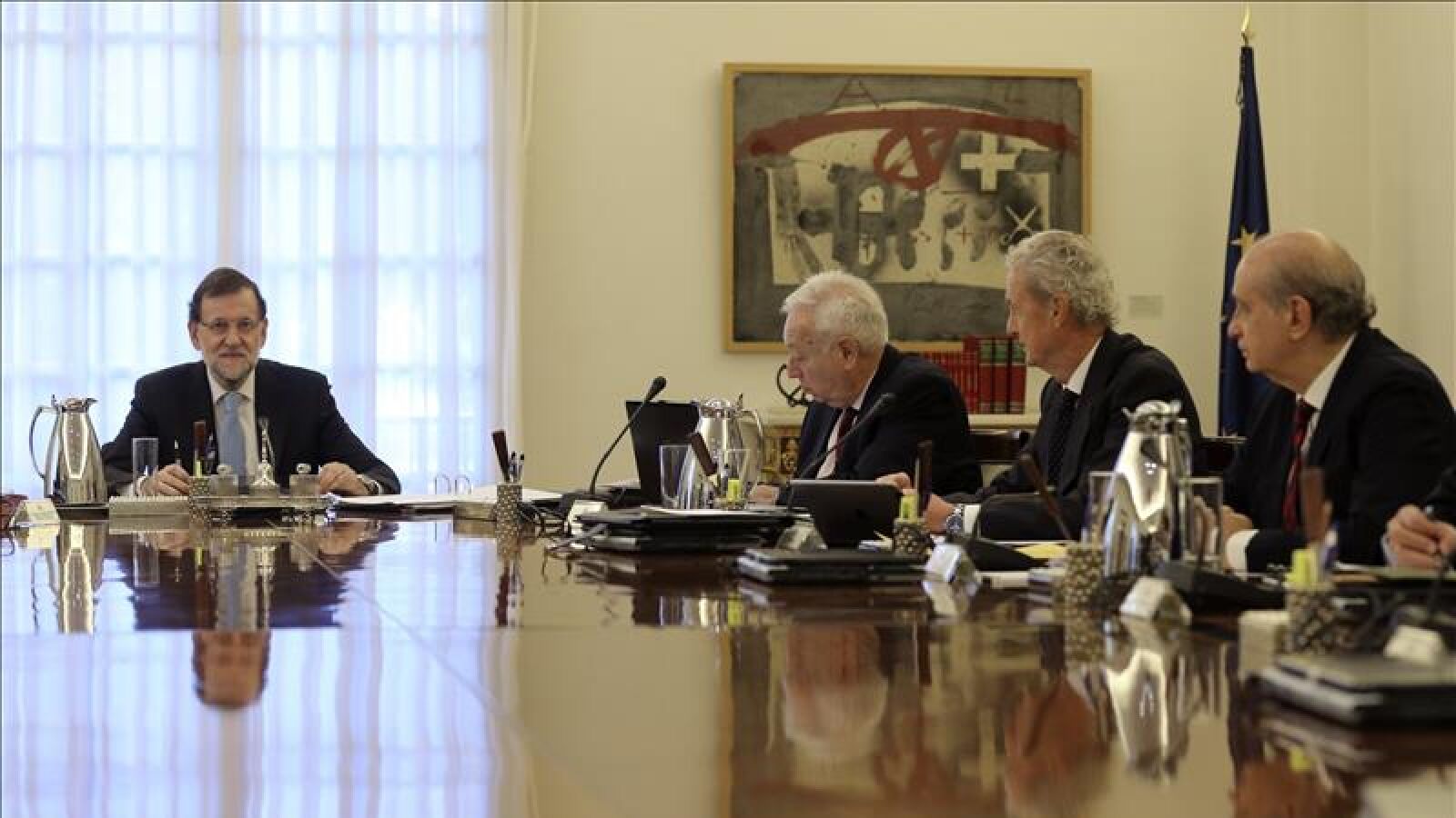 El Consejo de Ministros analiza la respuesta de España a la amenaza terrorista