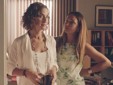 Marta y una amiga Marta y una amiga