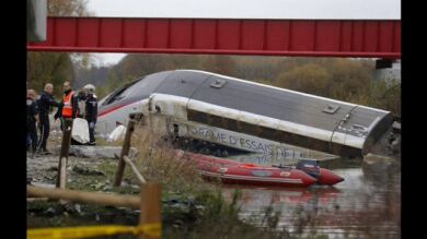 Al menos 10 muertos al descarrilar un tren en pruebas en Alsacia