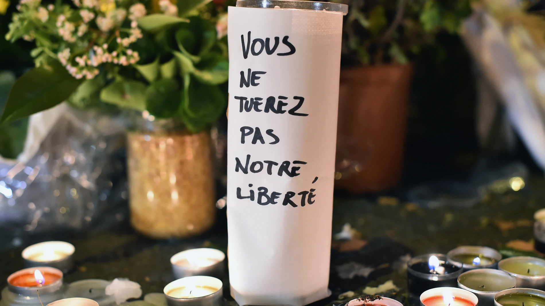 "No acabaréis con nuestra libertad" "No acabaréis con nuestra libertad"