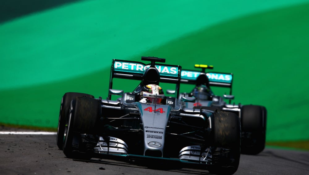 Hamilton, por delante de Rosberg