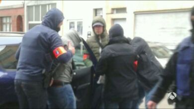 La operación policial en el distrito belga de Molenbeek no logra encontrar a Salah Abdeslam