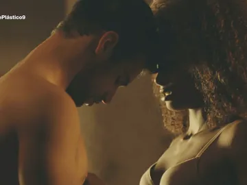 Lucas y Fara hacen el amor Lucas y Fara hacen el amor