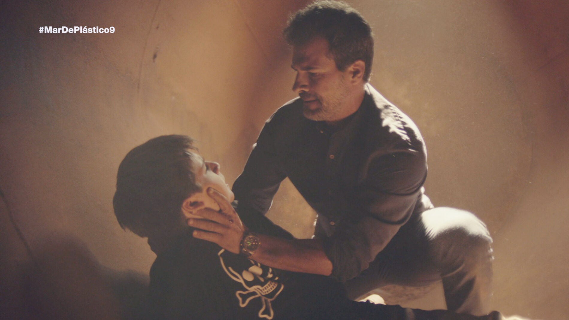 H&eacute;ctor salva a Nacho