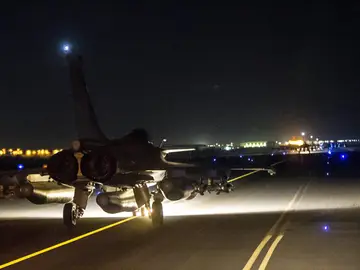 Francia sigue bombardeando Raqqa Francia sigue bombardeando Raqqa