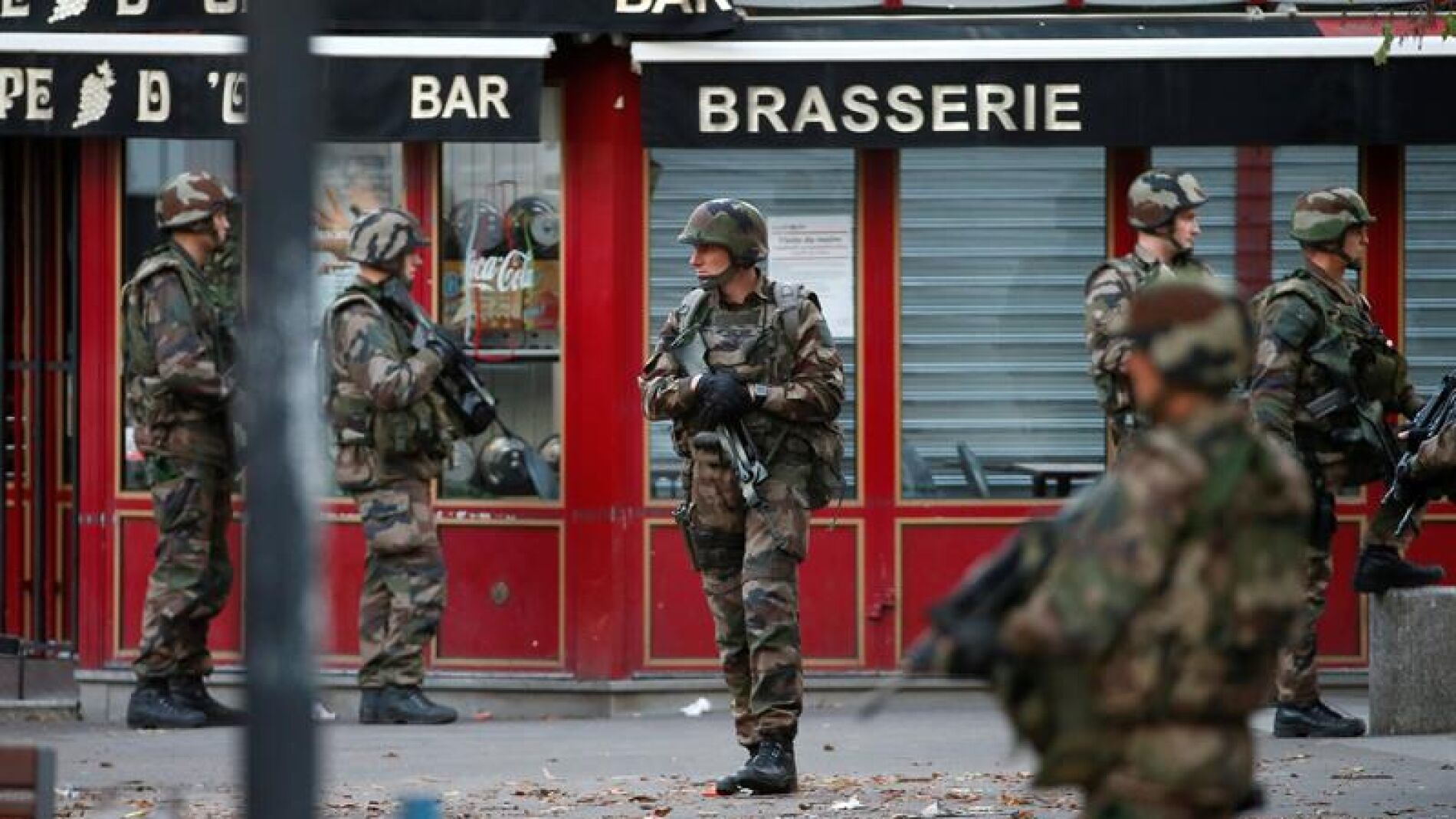 Efectivos militares en Saint- Denis