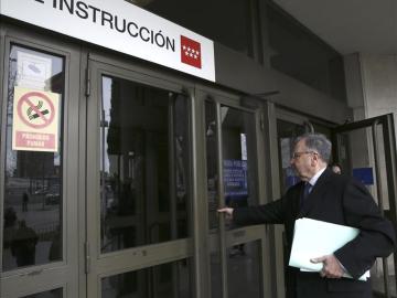 El secretario general de Manos Limpias, Miguel Bernad