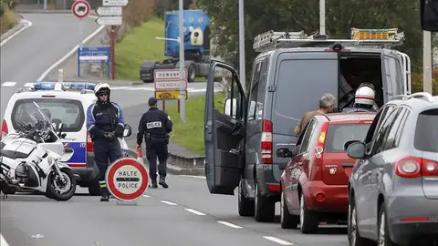 Policía Nacional y la Guardia Civil han intensificado las labores de vigilancia Policía Nacional y la Guardia Civil han intensificado las labores de vigilancia