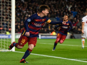 Leo Messi celebra su golazo contra la Roma