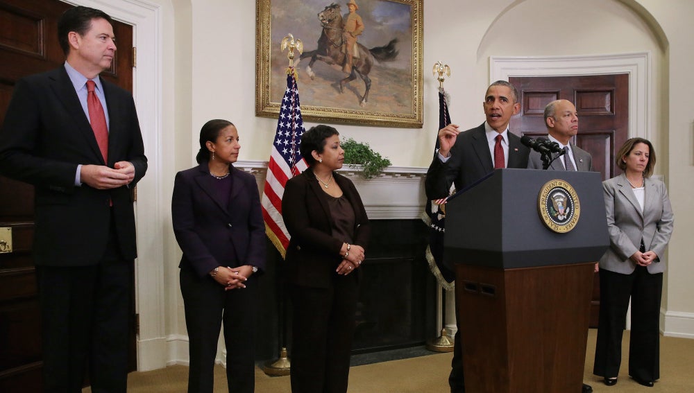 Barack Obama, junto a otros miembros de su Consejo de Seguridad Nacional