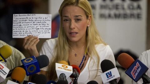  Lilian Tintori, esposa del l&iacute;der opositor preso Leopoldo L&oacute;pez