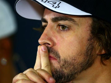 Fernando Alonso, en la rueda de prensa de la FIA