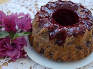 bundtcake de chocolate y frambuesa